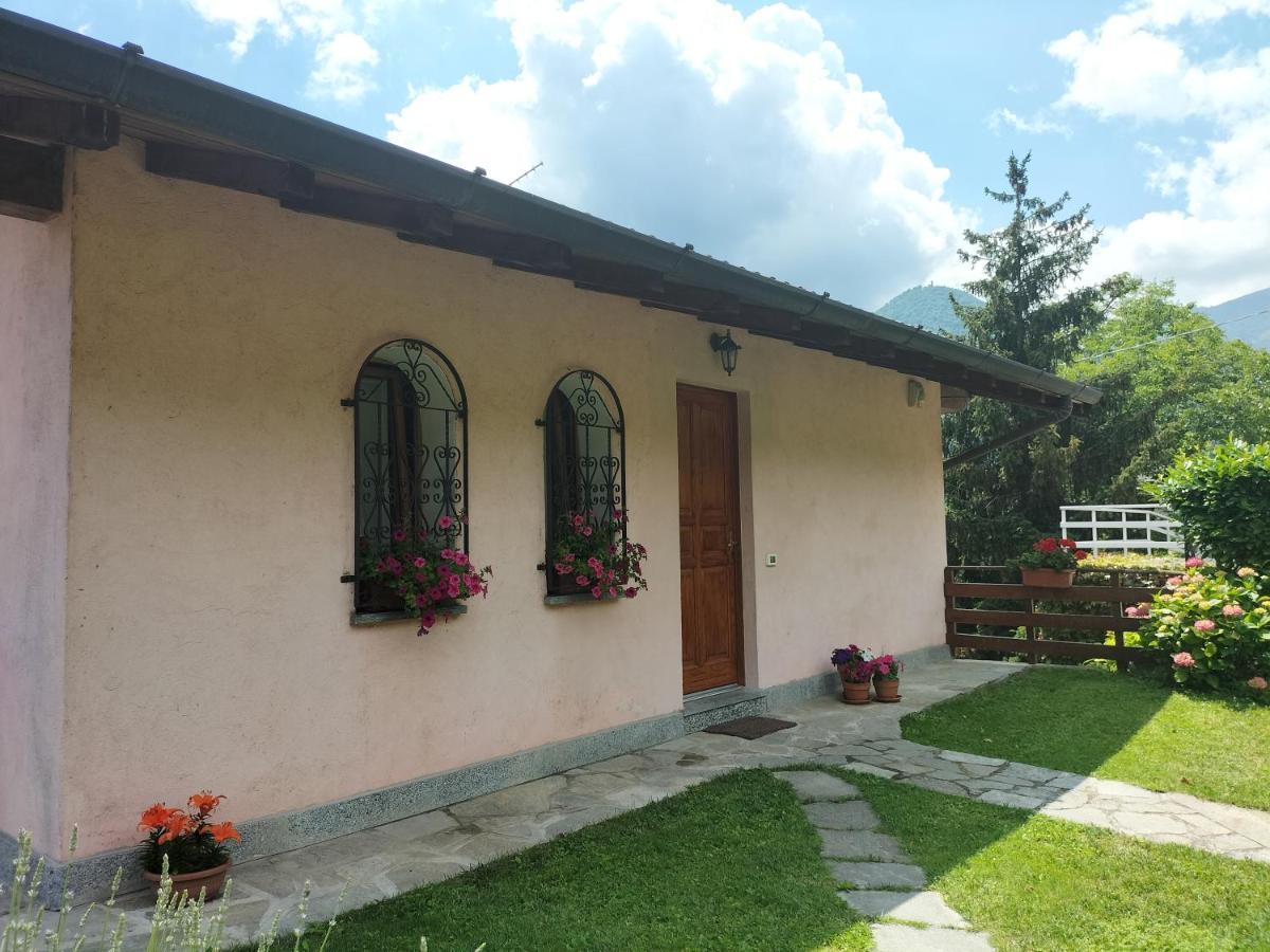 The Balcony On The Lake Dizzasco Luaran gambar